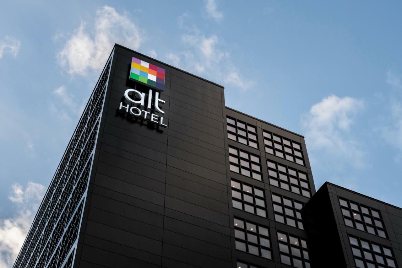 Alt Hotel Calgary East Village エクステリア 写真