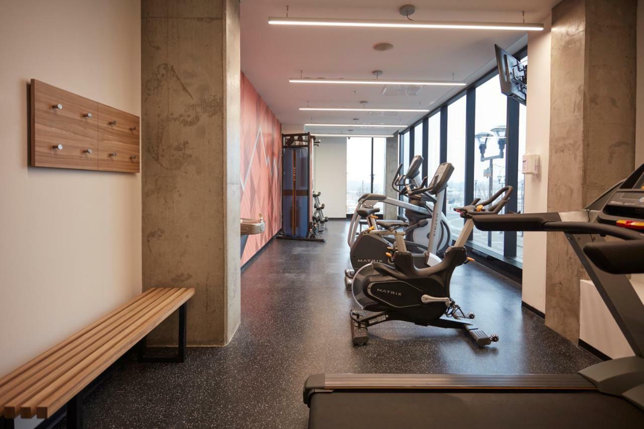 Alt Hotel Calgary East Village エクステリア 写真
